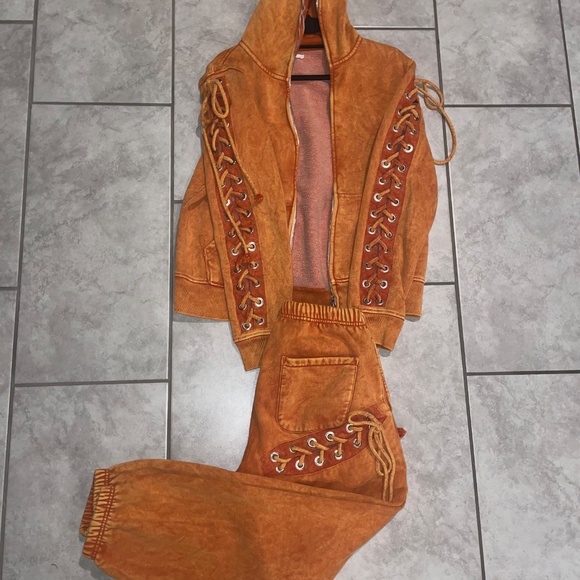 SAMARIA LEAH Aspen Spice Orange Lace-Up Hooded 2 Piece Sweatsuit Size M - Picture 11 of 16